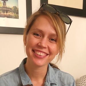 Meet your Posher, Elise